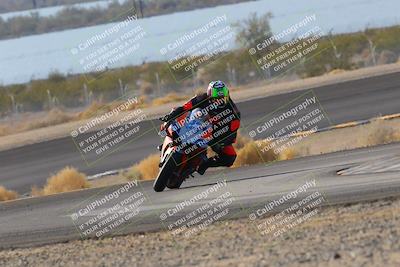 media/Dec-18-2022-SoCal Trackdays (Sun) [[8099a50955]]/Turn 14 (940am)/